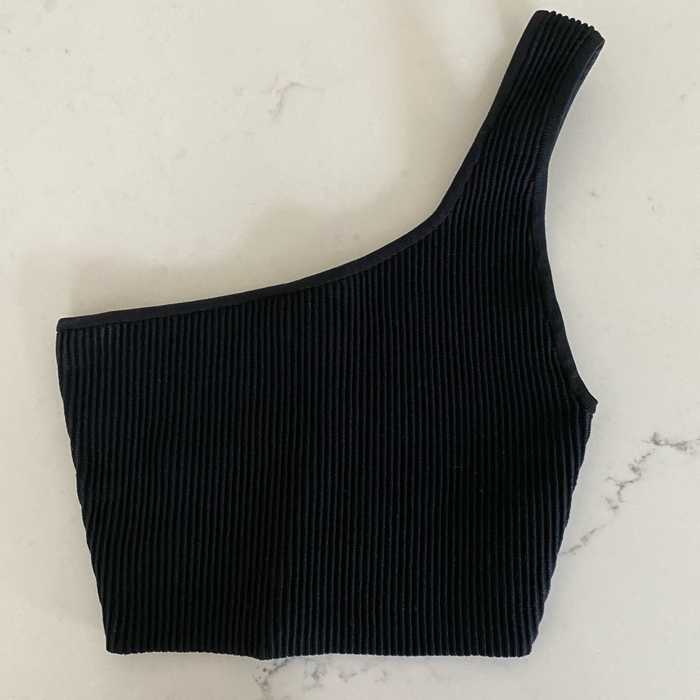 Aritzia Babaton Sculpt Knit One Shoulder Top